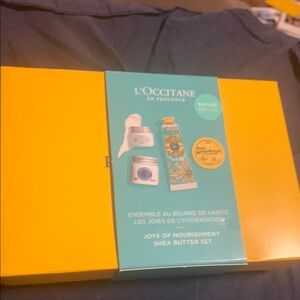 L'Occitane Shea Butter Set - Blue and Yellow